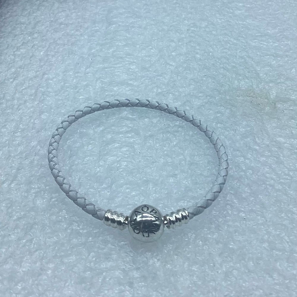 Pandora, 18CM Single White Pearl Braided Leather  Clasp  “ 18CM/7 Inches